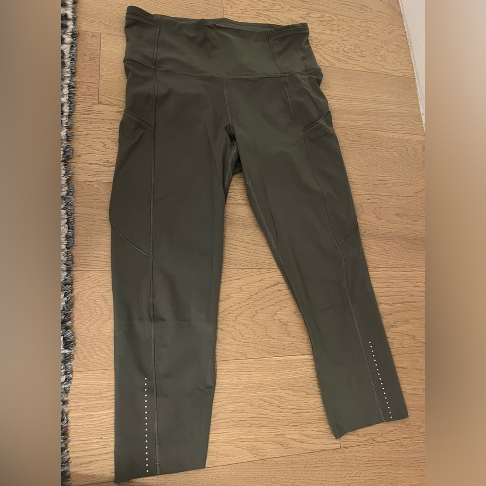 Lululemon crop leggings